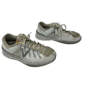 New Balance Size 7‎ Sneakers White Gray Lace Up Running Jogging Exercise Gym thumbnail 2