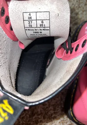 Dr. Martens Pink thumbnail 11