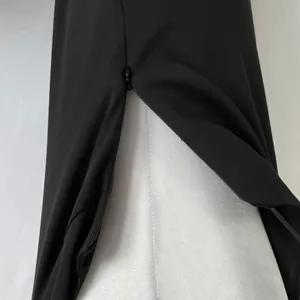 New Krisa One Sleeve Maxi One Shoulder Long Sleeve Side Slit Dress Black Size XS thumbnail 15