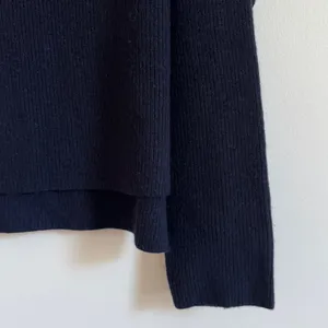 MM LaFleur Cashmere Arbus Sweater Size Small Navy Blue Turtleneck thumbnail 4