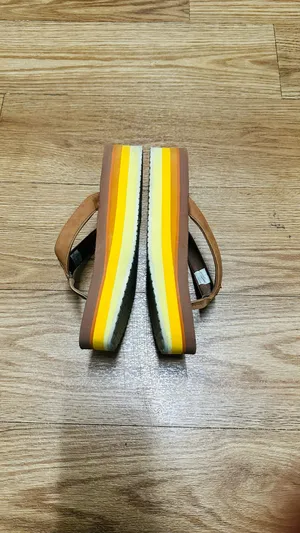 Sam & Libby brown platform sandal  thumbnail 2
