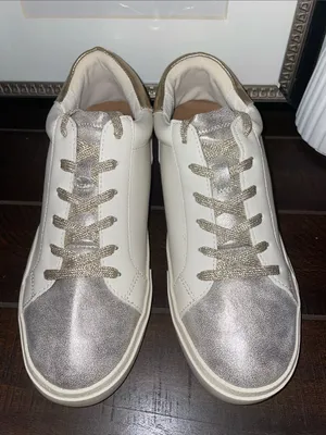 DV Dolce Vita Helix Leather Sneakers Dusty Gold Size 9.5 thumbnail 3