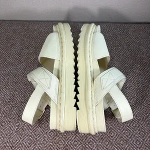Dr Martens Voss Mono Women's Light Yellow Leather Sandals size US 11L Preppy GUC thumbnail 9