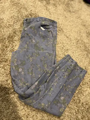 Floral denim jeans thumbnail 1