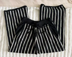 Prómesa Black & White Striped Knit Cropped Pants thumbnail 1