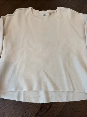 Alice + Olivia Cream Boxy Crewneck Short Sleeve Sweater Size Medium - C54-141 thumbnail 2