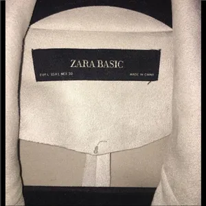 ✨Zara Suede Beige Blazzer✨ thumbnail 5