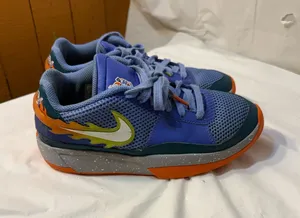 Nike Kids Ja 1 boys shoes size 5.5Y thumbnail 1