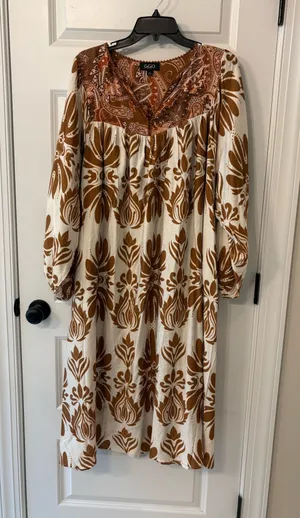 Long Sleeve Dress Brown Size L thumbnail 1
