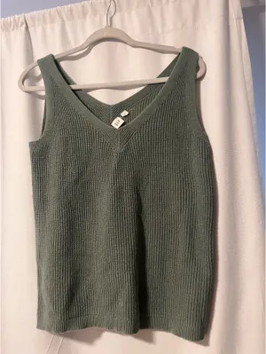 Gap Knit Tank Top thumbnail 1