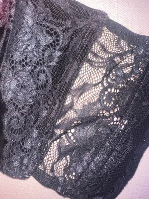 Victoria's Secret Beautiful Vintage Velvet & Lace Bustier thumbnail 3