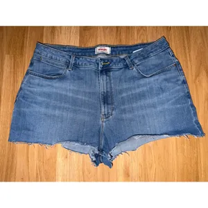 Wrangler Womens High Waisted Cutoff Denim Shorts Medium Wash Blue 18W Western thumbnail 2