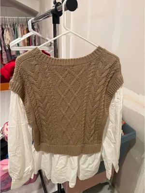 Boutique Sweater top thumbnail 2