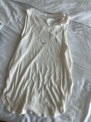 Alo Yogo Cream Tank Top thumbnail 2