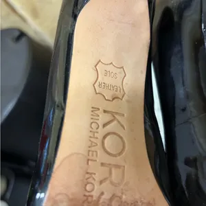Michael‎ Kors Black Patent Leather Flats thumbnail 5
