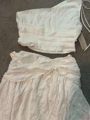 These Three Boutique white flowy vacation set  thumbnail 3