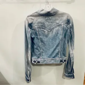 Abercrombie and Fitch women’s jacket cropped denim Size M Medium Blue Distressed thumbnail 2