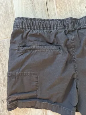 Vuori Women's Vintage Ripstop Shorts In Charcoal Grey Size Medium thumbnail 6