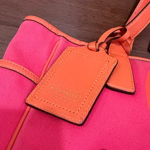 Coach Cashin-Carry Bright Orange Leather Tag Tote Bag thumbnail 2