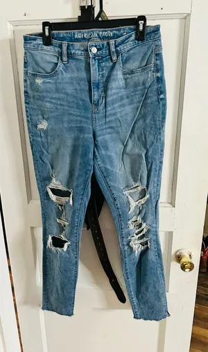 American Eagle Skinny Jeans thumbnail 1