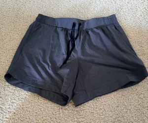 Shorts thumbnail 1