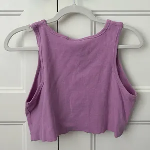 PacSun cropped purple tank top, size M thumbnail 2