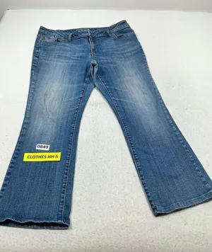 Women’s express Bootcut Stretch Light Wash Blue Studded 5-Pocket Jeans Size 16 thumbnail 1