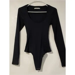 Abercrombie Ribbed Bodysuit Black XS Long Sleeve Scoop Neck thumbnail 2