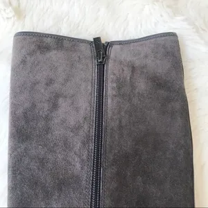 DONALD PLINER Suede Knee High Boot Chunky‎ Heel Round Toe Taupe Gray Size 6.5 thumbnail 6