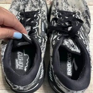 Brooks Adrenaline GTS 23 Running Shoes Women's 8 Medium Black White Speckled thumbnail 5