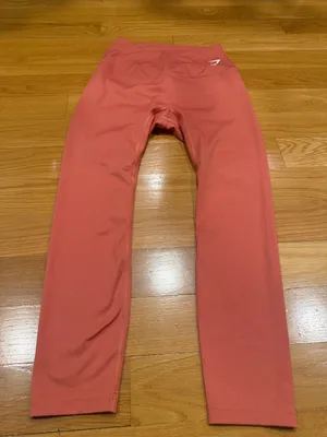 Gymshark legging size medium. thumbnail 1