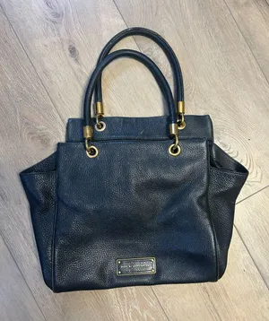 Marc by Marc Jacobs Too Hot To Handle Bentley Tote Black Pebbled Leather thumbnail 1