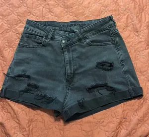 Black Denim Shorts American Eagle High-Rise thumbnail 1