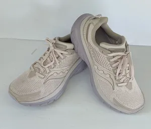 Saucony Guide 17 Women's Pale Pink Athletic Running Shoes thumbnail 1