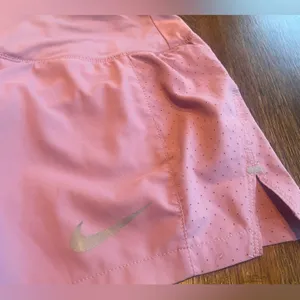 Nike Dri-Fit Shorts Run Hike Walk Play Activewear - XS thumbnail 5