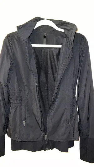Lululemon Jacket thumbnail 4