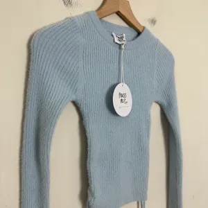 NWT - Jesica Sweater Baby Blue Ruched Sides Soft Knit 90s 2000s thumbnail 4