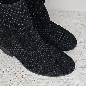 Aerosoles vital sign heel rest leather black eyelet heeled ankle booties boots 8 thumbnail 2