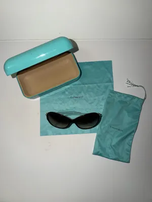 Tiffany & Co. TF 4089B - 81343B Havana / Blue | Sunglasses Woman thumbnail 9