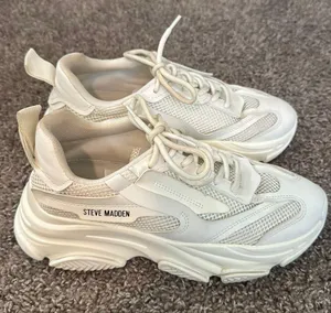 Steve Madden Chunky Sneakers thumbnail 1