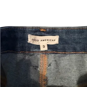 $98 Good American GA 3 (large) power stretch pull on slight flare jeans GLS478T thumbnail 10