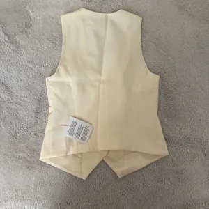 ASOS Design Off White Vest thumbnail 3