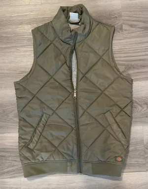 Dickies women’s quilted and lined puffer vest size Small thumbnail 1