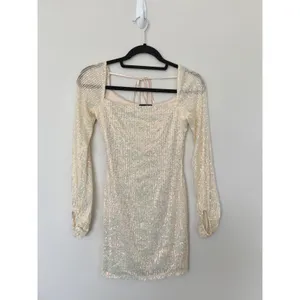 Speechless Iridescent Sequin Mini Dress Cream Square Neck Tie Back Size XS‎ NEW thumbnail 4