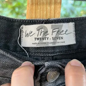 Free People We The Free Black Button Fly Denim Shorts Size 27 thumbnail 8