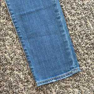 Gap 1969 Jeans Blue Size 0 thumbnail 7