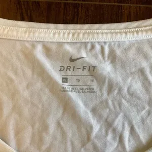 Nike Dri Fit Tee thumbnail 2