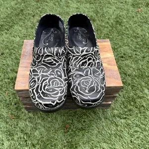 abeo Floral Leather Comfort Clogs 🌸👟 Ortopédicos B.I.O thumbnail 2