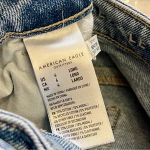 American Eagle Stretch Mom Straight Jeans Blue Denim Size 4 Long thumbnail 7