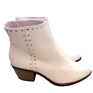 BP Wylie Studded Ankle Boots Ivory Pointed Toe Block Heel Size 8.5M thumbnail 3